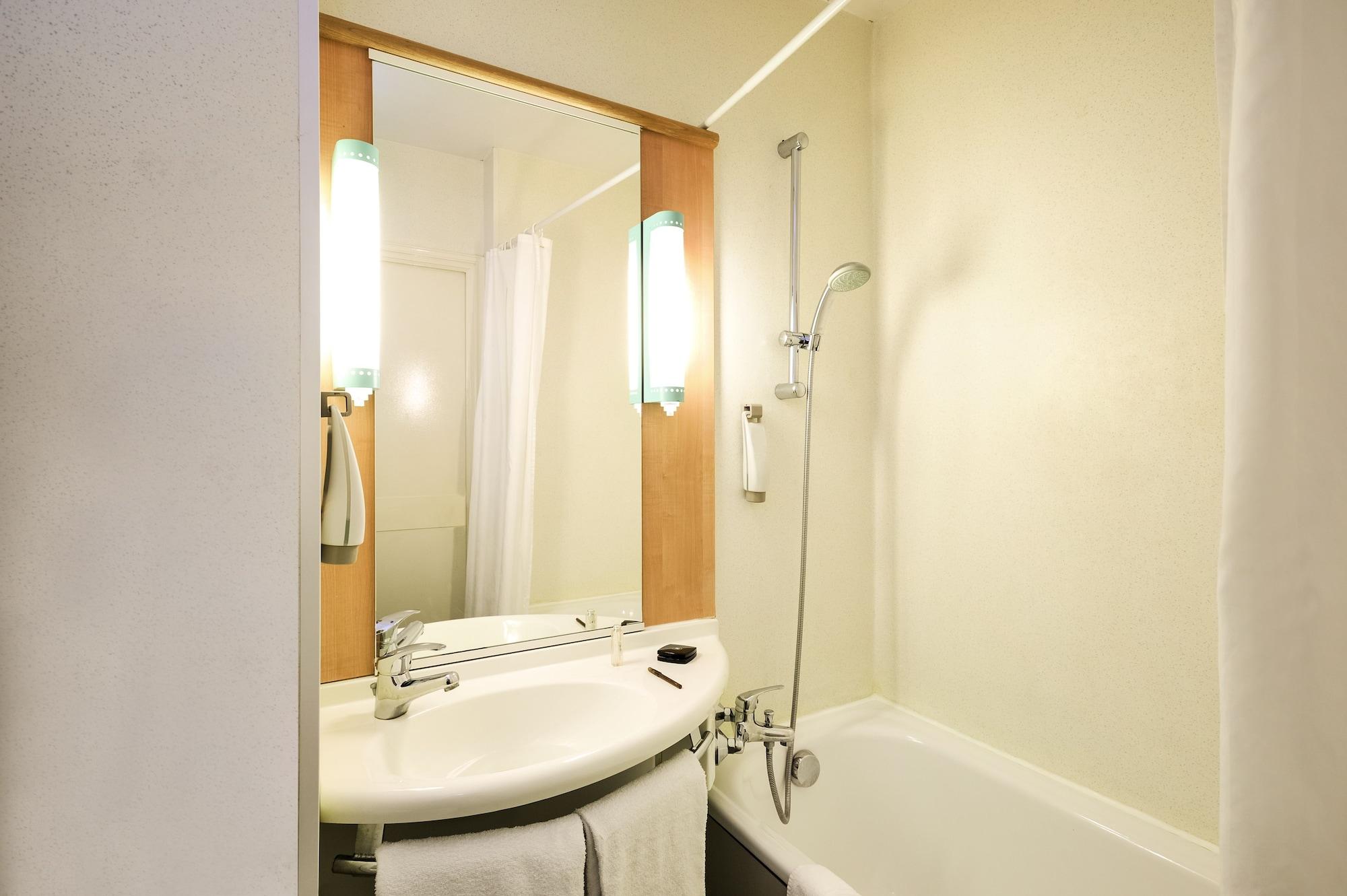 B&B Hotel Arras Centre Les Places 외부 사진